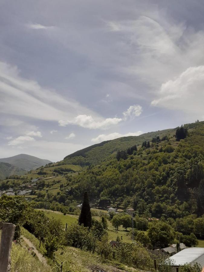 La Casina De Santulaya Villa Cangas De Narcea Exteriör bild