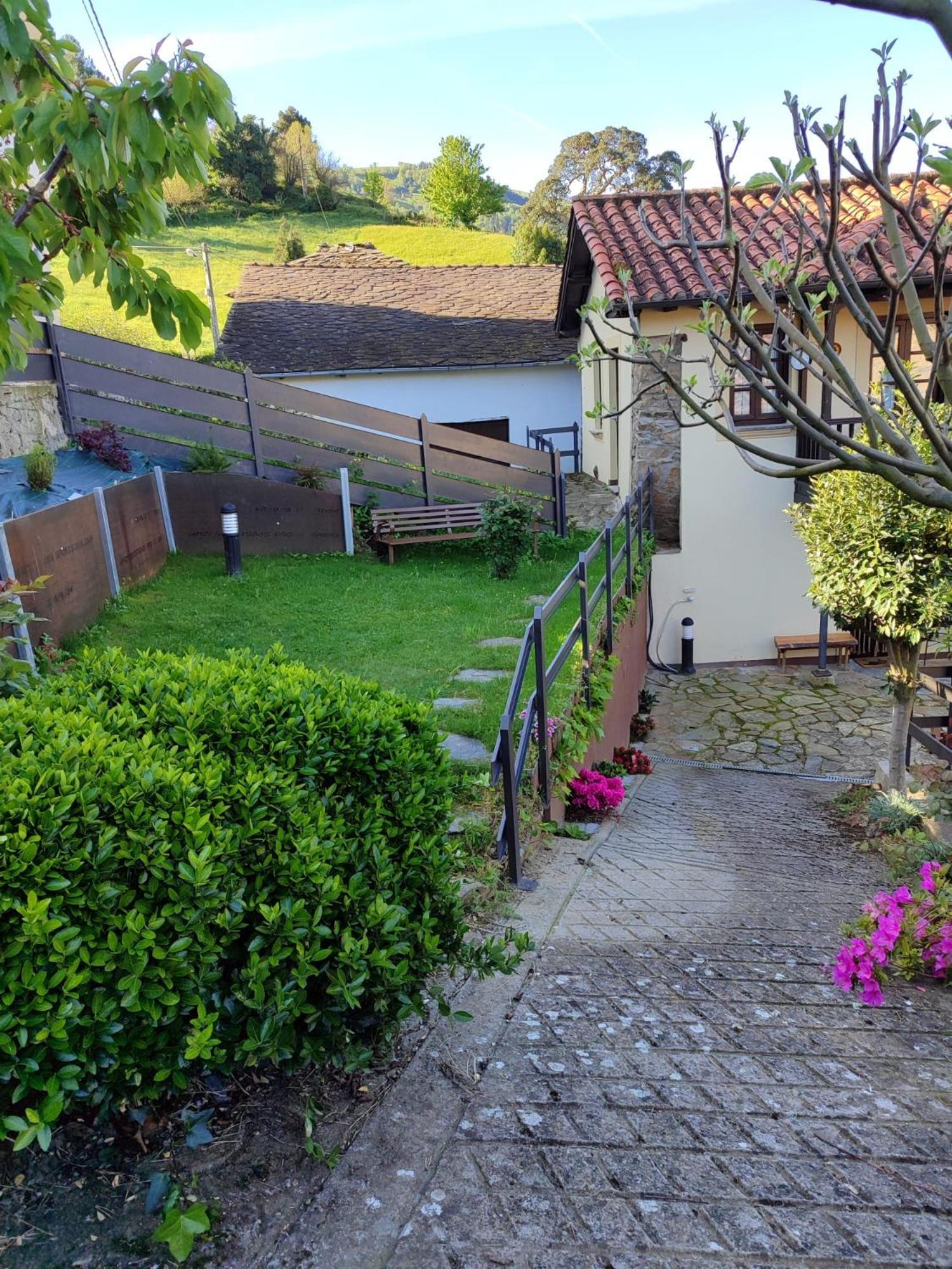 La Casina De Santulaya Villa Cangas De Narcea Exteriör bild